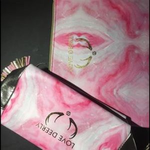 Huge simply southern bag lot